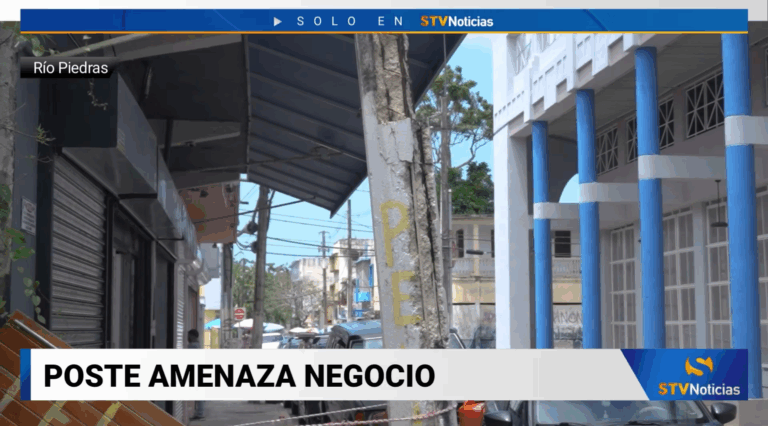 Comunidad en Río Piedras teme que poste de cemento caiga sobre negocio